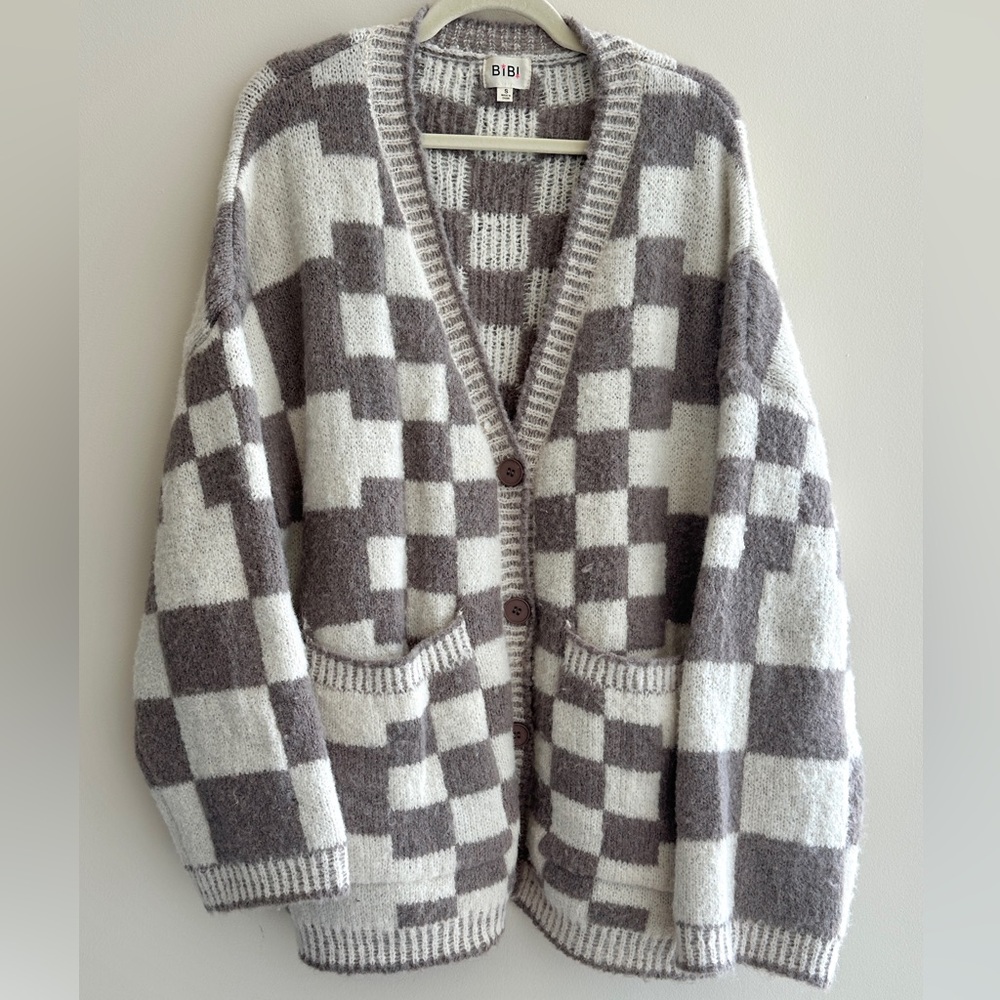 BIBI Oversized Chunky Grey and White Checkered Boyfriend Cardigan, Size Small